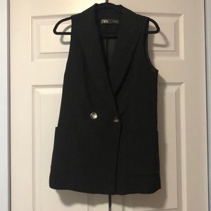 Black blazer without sleeves